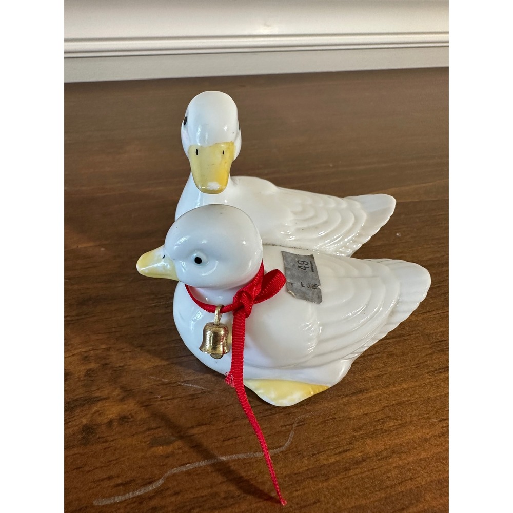 Vintage Ceramic White Duck Pair Figurine with Red Ribbon and Bell